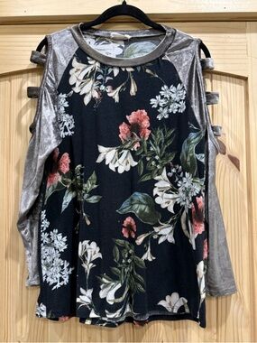 Peach Love California Metallic Trim Top with Hot Pink Accents